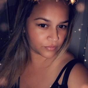 Meet your Posher, Shenrika